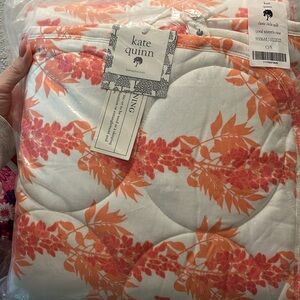 Kate Quinn Wisteria Quilt